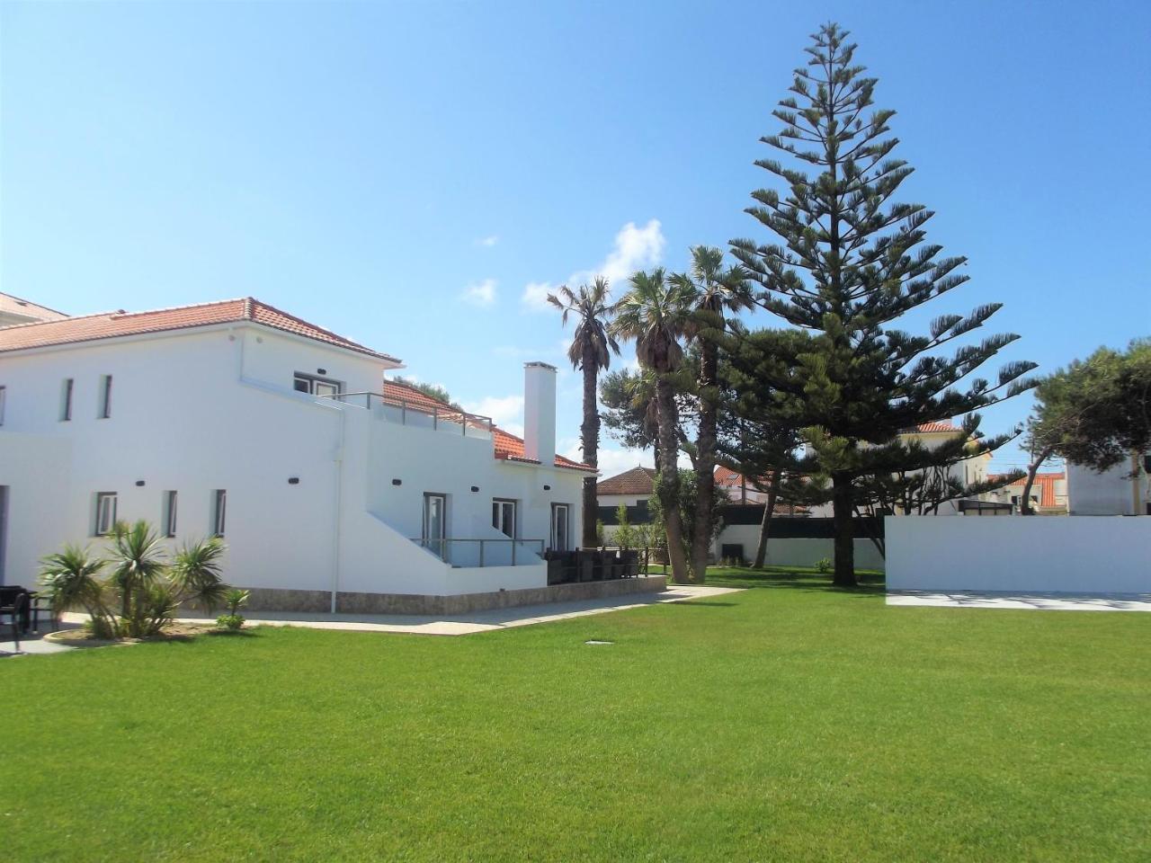 Silver Seahorse Garden Retreat Atouguia Da Baleia Exterior photo